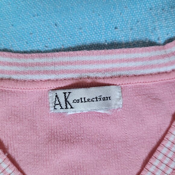 ⭐5FOR$20⭐ VIntage AK Collections Sequin Striped T-Shirt, Pink Rhinestones - Picture 2 of 3